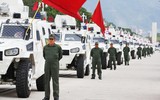 [ẢNH] Thiết giáp Venezuela đụng độ với người biểu tình do Trung Quốc sản xuất