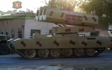 [ẢNH] Quân đội Syria đánh phá ác liệt Bắc Lattakia bằng rocket tự chế Golan