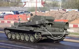 [ẢNH] Xe tăng chủ chiến T-90 Việt Nam có trợ thủ siêu đặc biệt