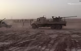 [ẢNH] IS chớp thời cơ tấn công dữ dội Nam Al Raqqa khi quân đội Syria mắc kẹt ở Idlib