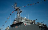 [ẢNH] Tàu đổ bộ tối tân của NATO hư hỏng nặng khi đang tập trận răn đe Nga