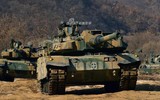 [ẢNH] K2 Black Panther Hàn Quốc biểu diễn tính năng khiến xe tăng Nga phải 