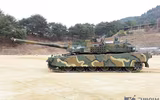 [ẢNH] K2 Black Panther Hàn Quốc biểu diễn tính năng khiến xe tăng Nga phải 