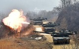 [ẢNH] K2 Black Panther Hàn Quốc biểu diễn tính năng khiến xe tăng Nga phải 