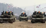[ẢNH] K2 Black Panther Hàn Quốc biểu diễn tính năng khiến xe tăng Nga phải 