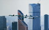 [ẢNH] Chiến đấu cơ Mỹ bay rợp trời dưới mưa trong khi Nga phải hủy bỏ