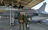 [ẢNH] Vì sao phi công Ấn Độ - Pháp bất ngờ đổi tiêm kích Su-30MKI và Rafale cho nhau?