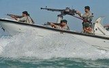 [ẢNH] Thực hư vụ xuồng cao tốc Iran bỏ chạy khi bị chiến hạm Anh uy hiếp