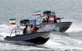 [ẢNH] Tàu chiến ven bờ Mỹ tích hợp vũ khí đặc trị xuồng cao tốc Iran