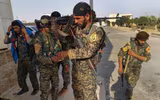 [ẢNH] Chiến sự bế tắc, quân đội Syria phải cầu viện giúp đỡ từ đối tác không ngờ