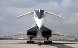 [ẢNH] Nga gây bất ngờ khi đưa máy bay siêu thanh Tu-144 ‘diễu phố’