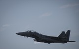 [ẢNH] Mỹ gây áp lực cực lớn lên Nga khi triển khai F-15E cách biên giới chỉ 230 km