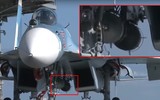 [ẢNH] Tàu vận tải Nga chở đầy bom có sức công phá lớn cập cảng Syria