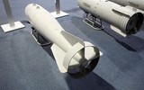 [ẢNH] Tàu vận tải Nga chở đầy bom có sức công phá lớn cập cảng Syria