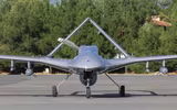 [ẢNH] UCAV Thổ Nhĩ Kỳ bay trên hành lang Đông Bắc Syria, sẵn sàng tấn công quân sự?