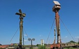 [ẢNH] Syria tiết lộ sử dụng radar bắt thấp của S-300 để hạ gục tên lửa Israel