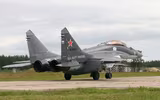 [ẢNH] Chuỗi ngày buồn của tiêm kích hạm MiG-29K khi hải quân Nga không còn tàu sân bay