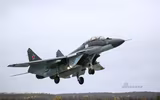 [ẢNH] Chuỗi ngày buồn của tiêm kích hạm MiG-29K khi hải quân Nga không còn tàu sân bay