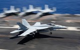 [ẢNH] Mỹ mất 4 chiếc F/A-18 vì cú hạ cánh lỗi của E-2D trên tàu sân bay đang răn đe Iran