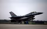 [ẢNH] Sự thực F-16 Thổ Nhĩ Kỳ bỏ chạy khi bị cả Su-35 lẫn S-400 Nga ngắm bắn