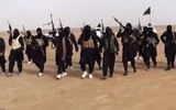 [ẢNH] Khủng bố IS bất ngờ tập kích đánh úp quân đội Syria tại Deir Ezzor