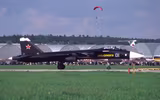 [ẢNH] Su-47 Berkut bất ngờ xuất hiện tại triển lãm MAKS 2019, dấu hiệu khôi phục dự án?