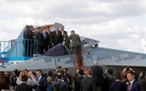 [ẢNH] Sự thật về bức ảnh Su-57 bay kèm Su-47 và MiG-144