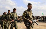 [ẢNH] Khủng bố IS bất ngờ tấn công quân đội Syria gây thương vong lớn