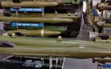 [ẢNH] Tên lửa đa năng mới của Ukraine khiến xe tăng và trực thăng Nga 