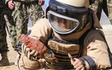 [ẢNH] Đoàn xe tuần tra quân cảnh Nga bị trúng mìn tại Daraa, Syria