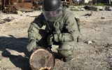 [ẢNH] Đoàn xe tuần tra quân cảnh Nga bị trúng mìn tại Daraa, Syria