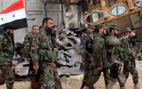 [ẢNH] Quân đội Syria ào ạt tiến vào thành phố Raqqa và al-Hasakah tiếp quản căn cứ Mỹ