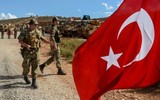 [ẢNH] Quân đội Syria, Thổ Nhĩ Kỳ tiếp tục giao tranh bất chấp lệnh ngừng bắn