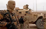 [ẢNH] Mỹ điều quân tới giữ mỏ dầu, quyết không giao lại cho chính quyền Syria