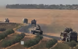[ẢNH] Xe tăng Thổ Nhĩ Kỳ tấn công dữ dội quân đội Syria gần Ras al-Ayn