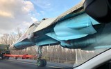 [ẢNH] Kinh ngạc khi máy bay ném bom tiền tuyến Su-34... chạy trên đường cao tốc