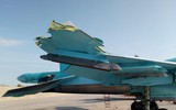 [ẢNH] Kinh ngạc khi máy bay ném bom tiền tuyến Su-34... chạy trên đường cao tốc