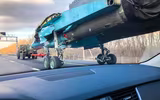 [ẢNH] Kinh ngạc khi máy bay ném bom tiền tuyến Su-34... chạy trên đường cao tốc