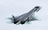 [ẢNH] Tiêm kích Su-57 đầu tiên chuẩn bị gia nhập biên chế Không quân Nga