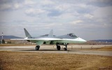 [ẢNH] Tiêm kích Su-57 đầu tiên chuẩn bị gia nhập biên chế Không quân Nga
