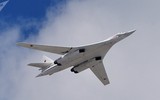 [ẢNH] Cú tăng tốc kinh hoàng của Tu-160 khiến F-35 