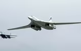 [ẢNH] Cú tăng tốc kinh hoàng của Tu-160 Nga khiến F-35 Mỹ phải 