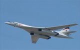 [ẢNH] Cú tăng tốc kinh hoàng của Tu-160 khiến F-35 