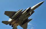 [ẢNH] ‘Đại bàng vàng’ F-15 Mỹ bất ngờ tấn công dữ dội Aleppo ngay trước mũi S-400 Nga