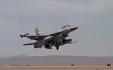 [ẢNH] ‘S-400 vô dụng ngay cả trước tiêm kích F-16 của Israel’