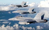[ẢNH] Tiêm kích F/A-18 Hornet bay ngay trên đầu tổ hợp phòng không S-400 Triumf