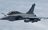[ẢNH] Ấn Độ: Tiêm kích Su-35 Nga không có cửa so với Rafale của Pháp