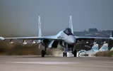 [ẢNH] Ấn Độ: Tiêm kích Su-35 Nga không có cửa so với Rafale của Pháp