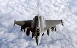 [ẢNH] Ấn Độ: Tiêm kích Su-35 Nga không có cửa so với Rafale của Pháp