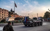 [ẢNH] Đoàn xe tuần tra của quân cảnh Nga tại Syria bị Mỹ đe dọa dùng vũ lực